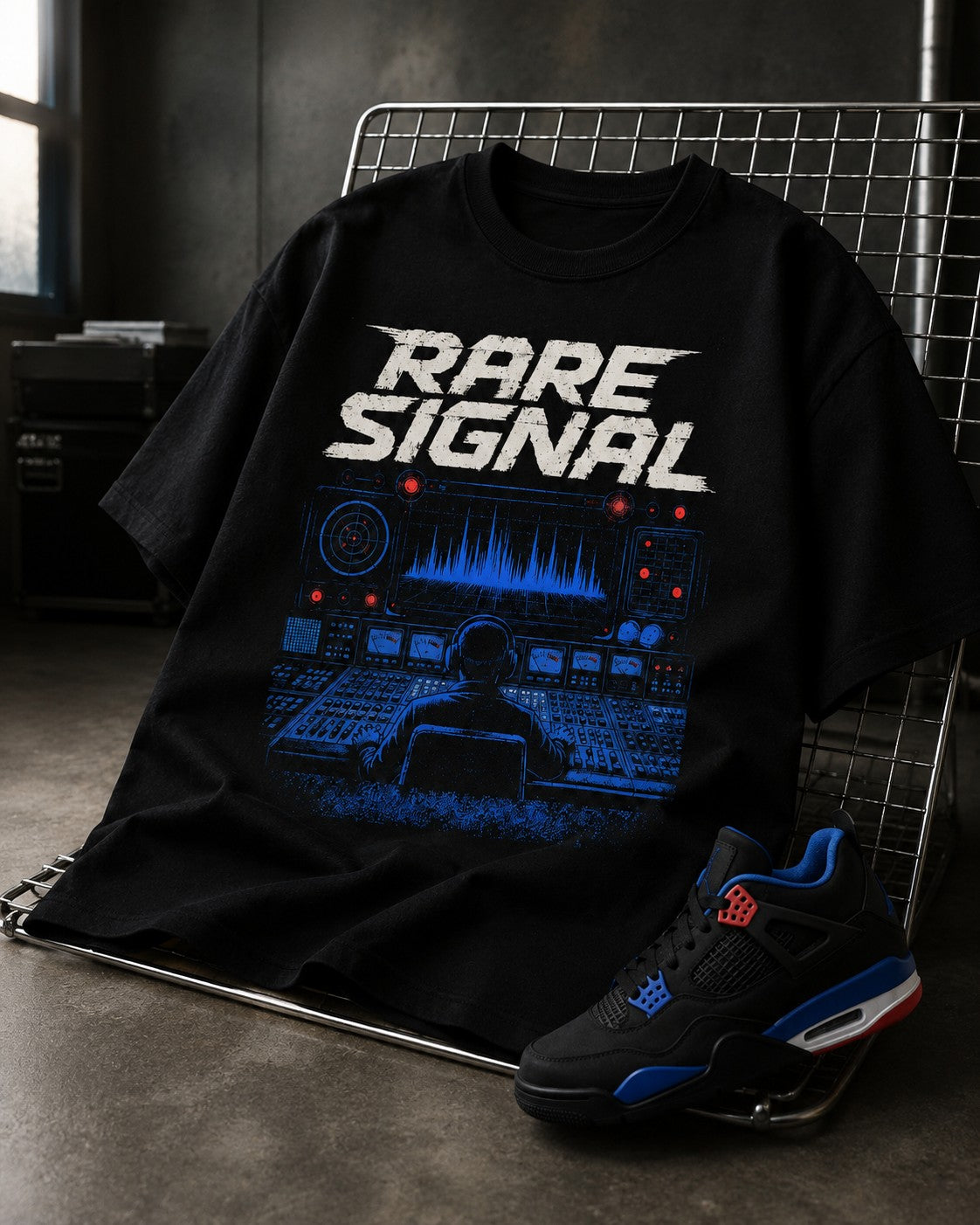 Blue/Black Graphic Tee, lifestyle 3