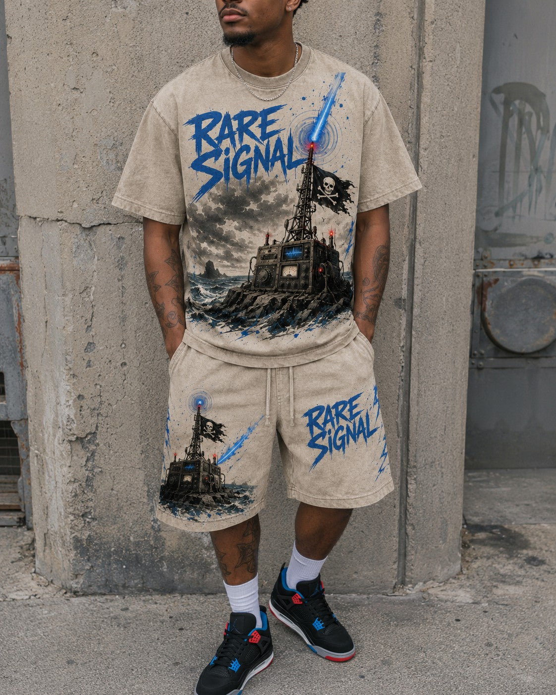 Black/Blue Short Set, lifestyle 1