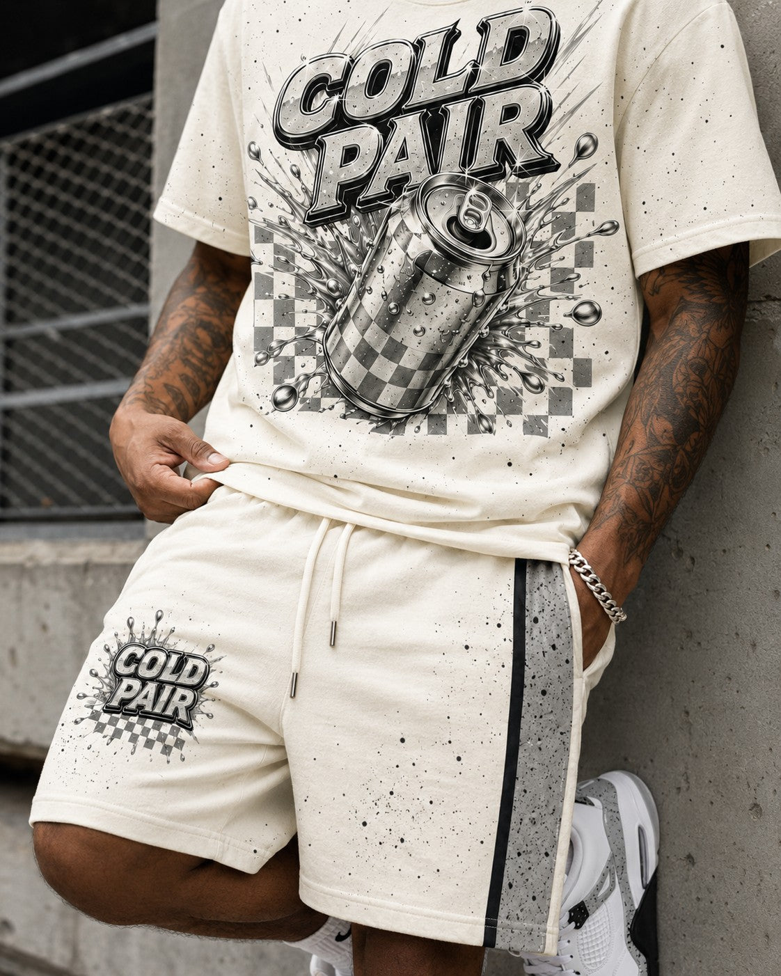 Grey/White Short Set, lifestyle 4